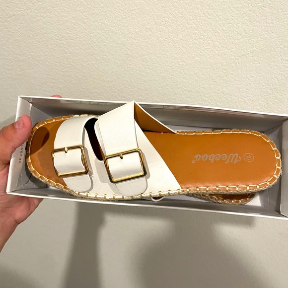 Buckled Espadrille Sandals
Color: BLACK and WHITE size 10 - Picture 2 of 4